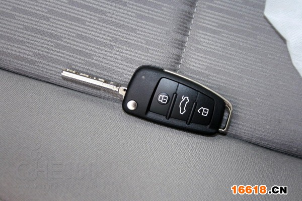 奧迪 一汽奧迪 奧迪A4 08款 2.0T 個性風格版