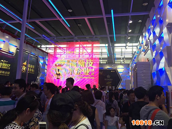 廣州建博會直擊：櫻花&ldquo;創(chuàng)意展館&rdquo;&ldquo;智能新品&rdquo;引人注目